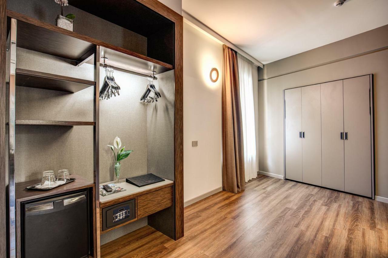 Al Manthia Hotel - Gruppo Trevi Hotels Rome Bagian luar foto